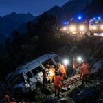 Tragedy Strikes in Himachal’s Kullu: Tourist Vehicle Falls into Gorge, Claiming Three Lives and Injuring Many Others