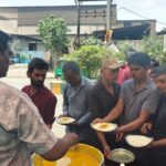 “Understanding the Struggles of Hunger: The Inspiring Journey of a Surat Community Kitchen Nourishing Thousands of Migrant Laborers”