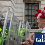 Metropolitan Police criticized for prioritizing Tommy Robinson’s far-right demonstration over pro-Palestine march.