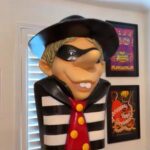Discover: Enthusiast amasses an impressive collection of over 40,000 McDonald’s memorabilia
