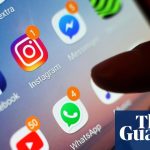 Starmer urges social media companies during No 10 discussion that current circumstances are untenable.