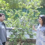 Farah Khan Explores Manoj Tiwari’s Delhi Mansion Featuring a Mini Farm, State-Named Rooms, and an Outdoor Gym