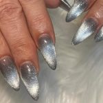 Revealing the Facts on ‘Cat Eye’ Nail Polish: Potential MRI Interference Uncovered